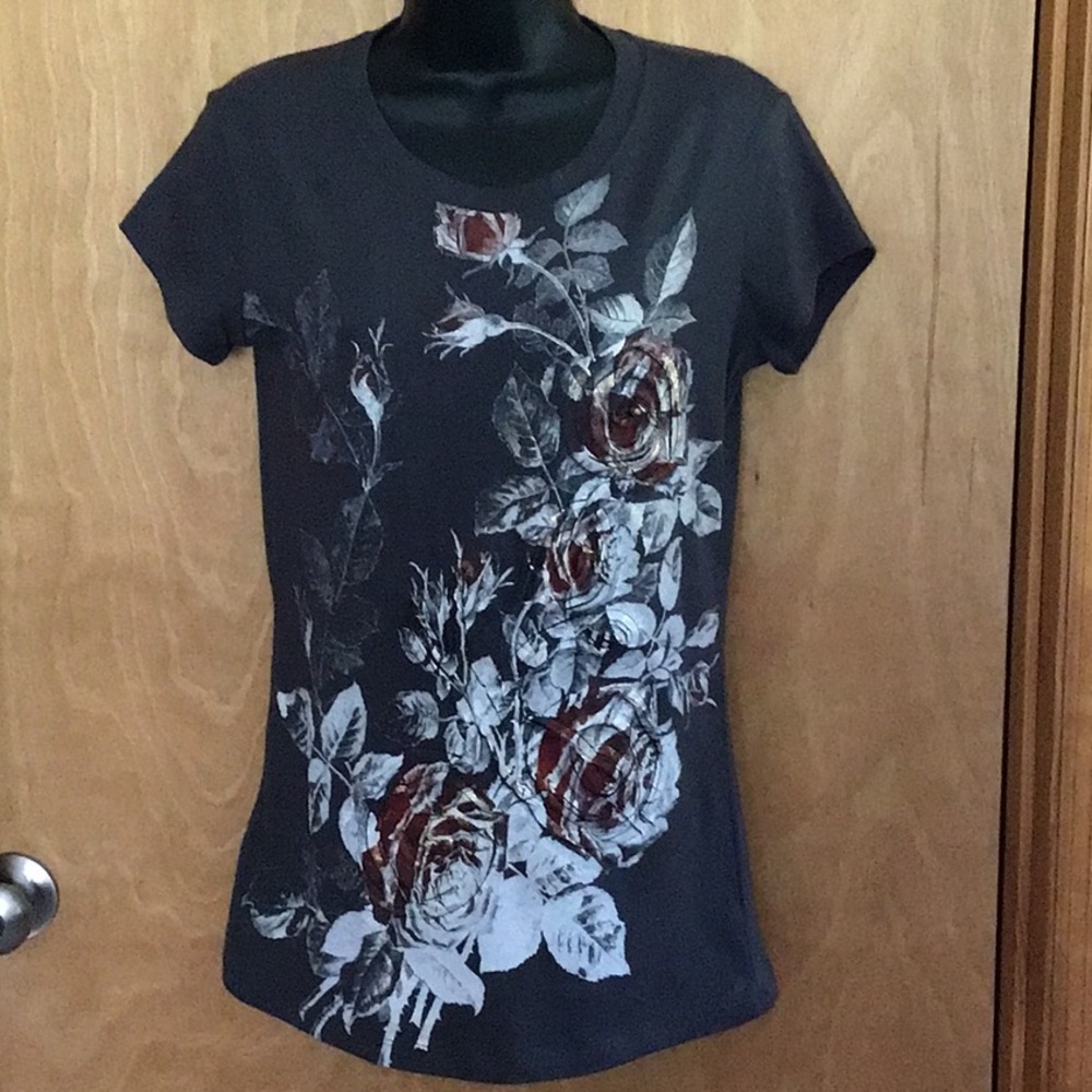 ✅Final Reduced Price✅ New Pinkberry Floral Gray Top